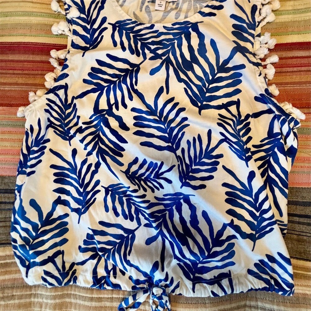 Marc New York Tank Top Womens Size S Blue White Tropical Leaf Pom Pom Trim